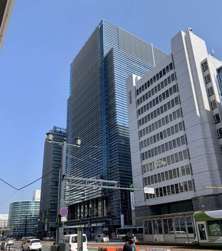 【2021年1月完成】地上19階建の「広島銀行 新本店ビル」とは?